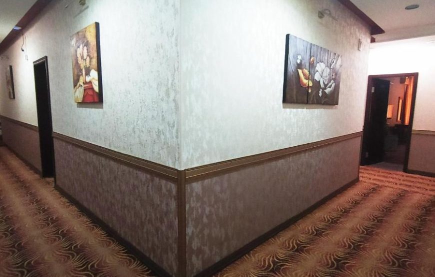 ROYAL PARK HOTEL